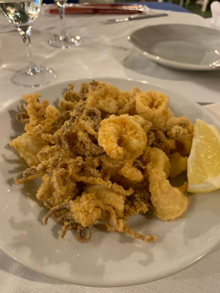 Il fritto misto di calamari e gamberi del Ristorante La Baracca